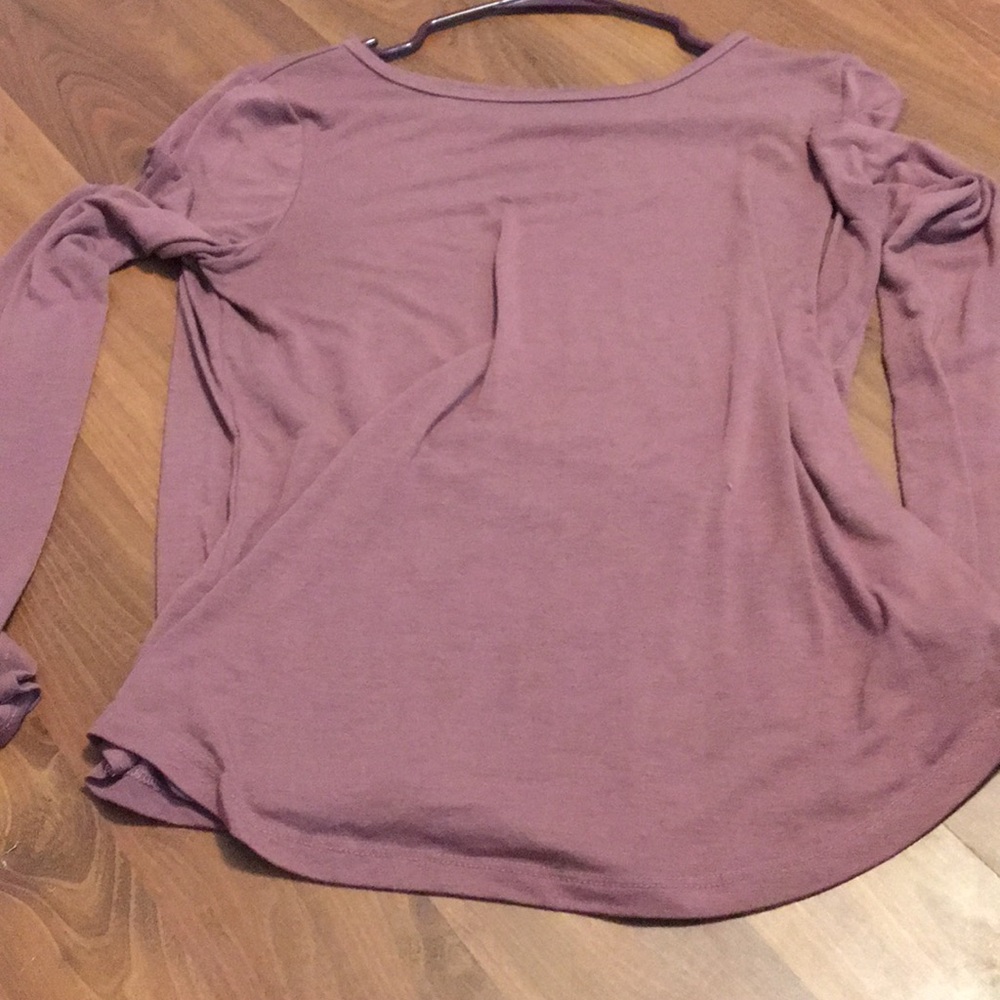 Mudd Women’s tight top small